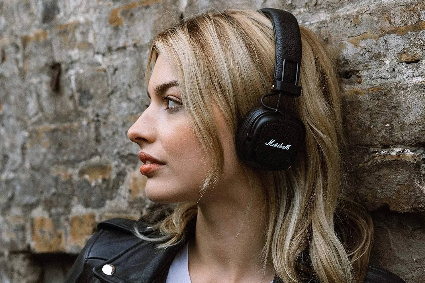 29 Fakta Tentang Headphone